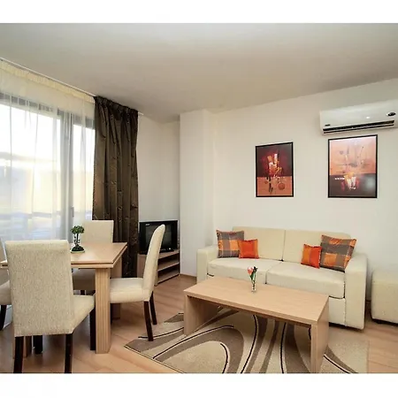 Apartment Charming 1 Bedroom For 2 People Slantschew brjag