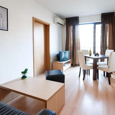 Charming 1 Bedroom For 2 People Apartment