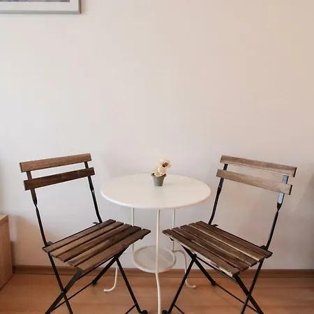 Charming 1 Bedroom For 2 People